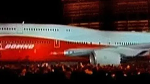 Nowy Jumbo za 300 mln dolarów
