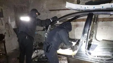 Komorniki:Policja zlikwidowała dziuplę samochodową