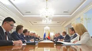Putin zaangazuje się w wojnę?