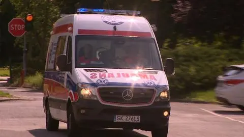 W specjalistycznych karetkach zaczyna brakować lekarzy
