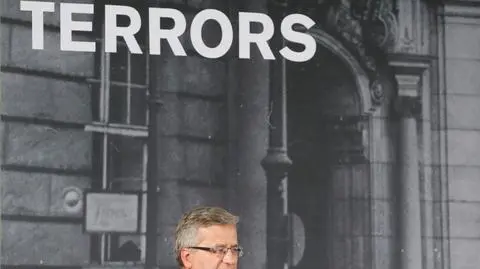 Prezydent Bronisław Komorowski podczas otwarcia berlińskiej wystawy "Powstanie Warszawskie 1944"