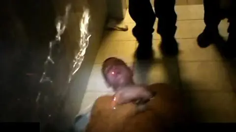 Igor Stachowiak zmarł w komisariacie w maju 2016 roku