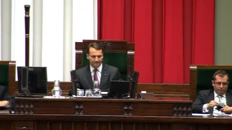 Sikorski pod ostrzałem