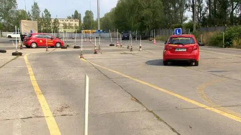 Obowiązkowe kursy, dodatkowe koszty. Będzie trudniej o prawo jazdy