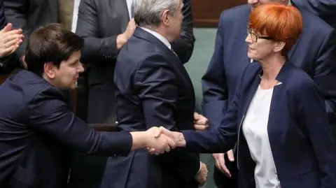 Sejm odrzucił wniosek o wotum nieufności dla Rafalskiej i Szydło