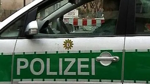 Nazistowska fala w niemieckiej szkole policyjnej?
