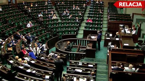 Przedstawiciele klubów prezentują stanowiska na temat projektów