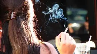 Politycy znów chcą ograniczyć prawa palaczy