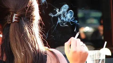 Nie kupimy papierosów w knajpie?