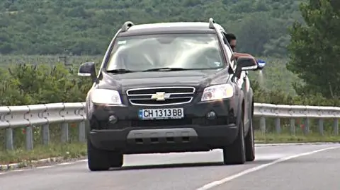 Burmistrz miasta w Bułgarii wysypał 50 kilogramów cukru na drogi