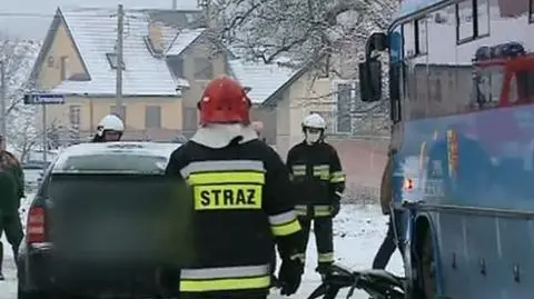 Zderzenie samochodu z autobusem