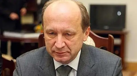 Minister kładzie głowę. Koalicja przetrwa?