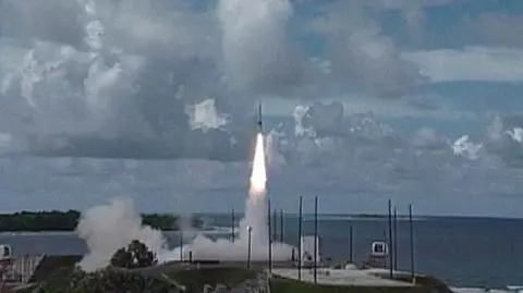 Ławrow: Tarcza jest wymierzona przeciwko Rosji