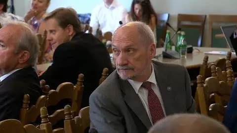 Polish defense minister is auditing his predecessor