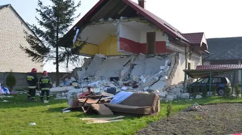 Wybuch butli z gazem ranił mężczyznę 
i zniszczył ścianę domu