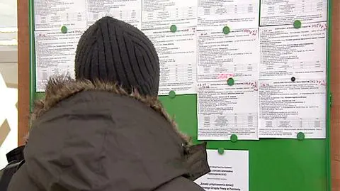 Wzrosło bezrobocie. Płace też, dzięki premiom w górnictwie i energetyce