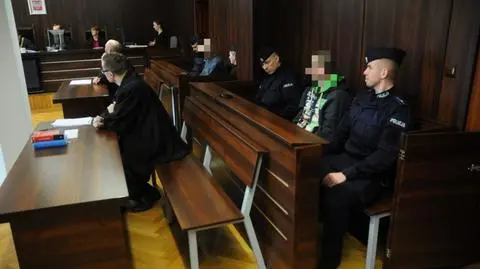 Opole. Błyskawiczny proces bezdomnych oskarżonych o brutalne zamordowanie kolegi