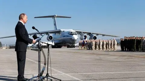 Rosjanie w Syrii. Putin ogłasza wycofanie, ale siły zostaną