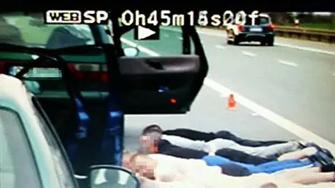 22 kiboli jechało na ustawkę. Wkroczyła policja