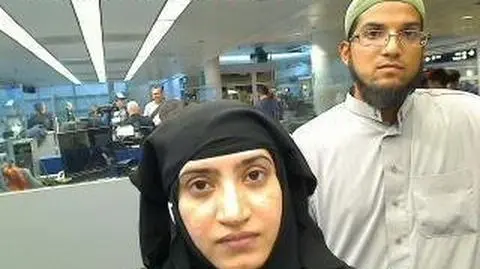 Tashfeen Malik i Syed Rizwan na lotnisku w Chicago w 2014 roku