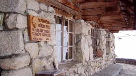 Remont schroniska w Dolinie Pięciu Stawów.
Do grudnia tam nie przenocujesz