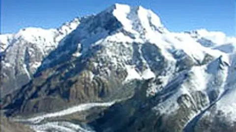 Trwają poszukiwania himalaisty