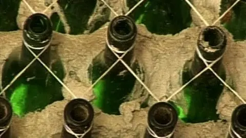 Butelki na ratunek powodzianom