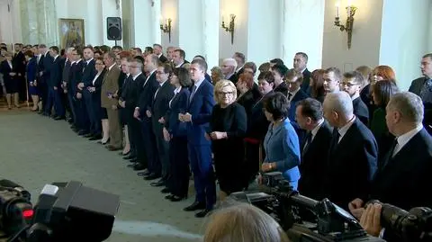 Członkowie rządu spóźniają się z deklaracjami do rejestru korzyści