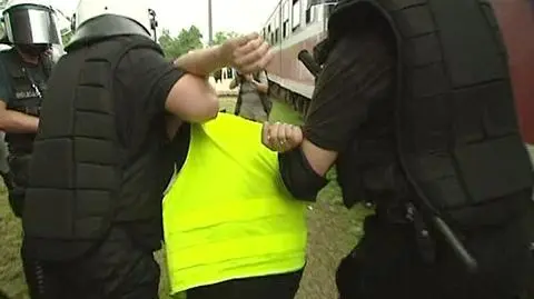 Policja chce móc strzelać do dzieci? Rzecznik zaprzecza