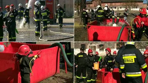 Lany poniedziałek. Bitwa wodna straży pożarnej w Przelewicach