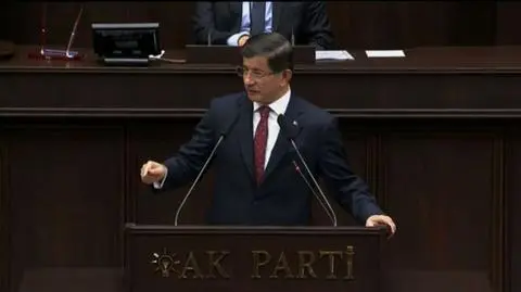 Turcja: AKP szuka koalicjanta. Davutoglu ma 45 dni