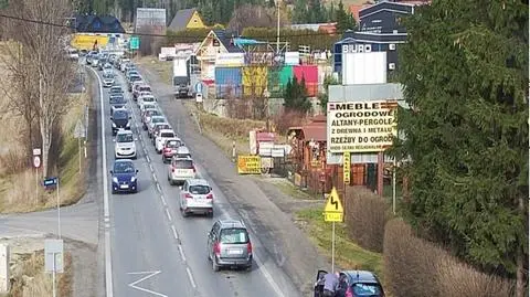 Czołowe zderzenie na Zakopiance. Duże korki