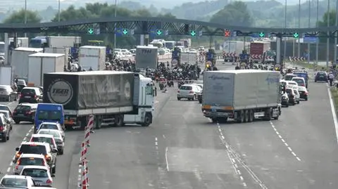 Motocykliści zablokowali A4