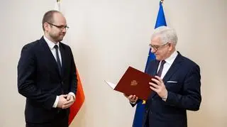 Marcin Przydacz odebrał nominację z rąk Jacka Czaputowicza