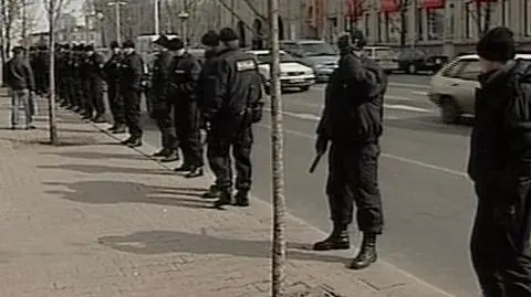 Żółta kartka dla białoruskich opozycjonistów