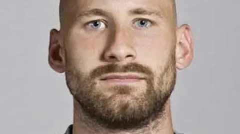 13. Johan Wiland