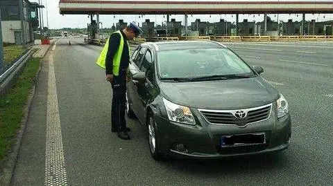 Był poszukiwany, wpadł, bo szalał na autostradzie