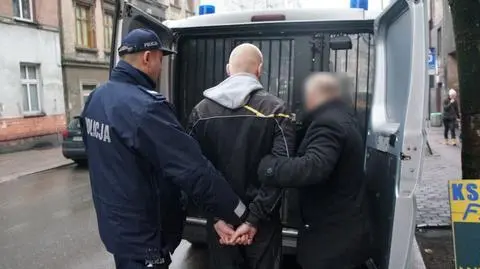 Podpalił mieszkanie. Usłyszał zarzut zabóstwa