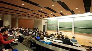 Studenci w Anglii słono płacą