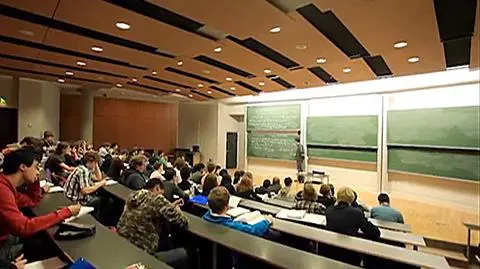 Najdrożej studiuje się w Anglii
