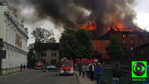 Wielki pożar w Starogardzie Gdańskim. 
"Walą się ściany, wszystko może runąć"