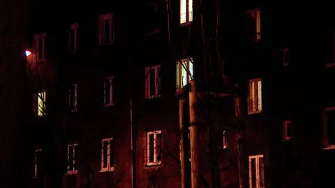 Bytom. Trójka rodzeństwa ze śladami pobicia trafiła do szpitala