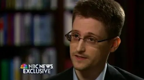 Snowden: byłem szkolony na szpiega, pracowałem pod przykrywką