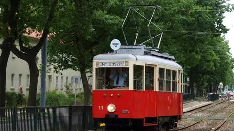 Gdańsk z okna zabytkowego tramwaju