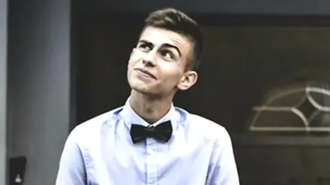 Cztery osoby z zarzutami po śmierci Piotra (wideo archiwalne)