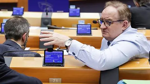 Jacek Saryusz-Wolski jest oficjalnym kandydatem na szefa Rady Europejskiej rządu w Warszawie ("Fakty" z 4 marca)