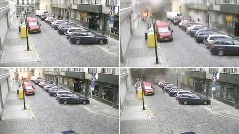 Potężny błysk i kłęby dymu. 
Ten wybuch sparaliżował Pragę