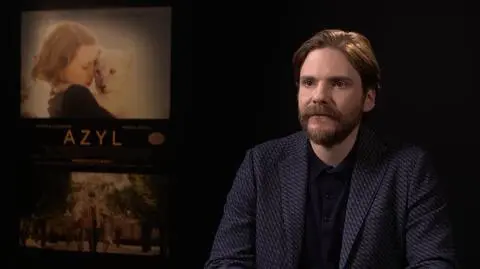 Daniel Brühl: umacniający się faszyzm budzi we mnie strach