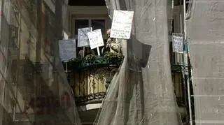 Mieszkańcy od kilku tygodni okupują swoje mieszkania 