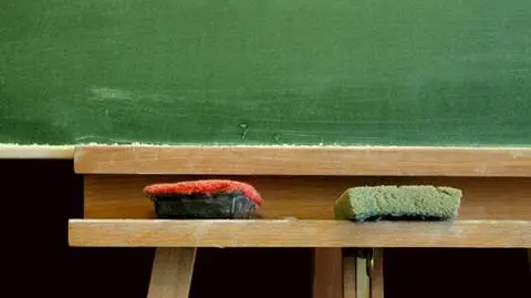 Mróz i brak prądu. Zamkniętych 26 szkół